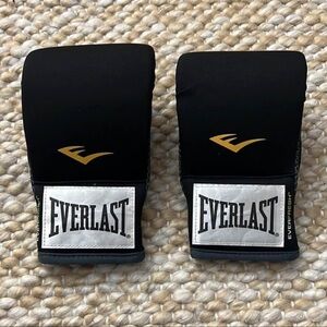 Everlast Black Training Gloves